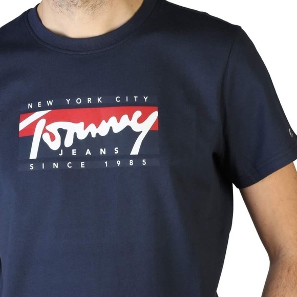 Tommy Hilfiger NWT Retro Vintage Style Graphic Tee Shirt Size Medium - Picture 9 of 11